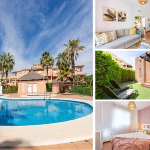 Jardin Privado # Netflix # Playa A 8min # Wifi # Familia # Apartamento